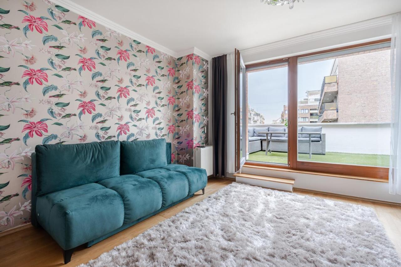 Penthouse Three Bedrooms, Three Balconies Apartment With Free Parking In Kiraly Street Budapest Eksteriør billede